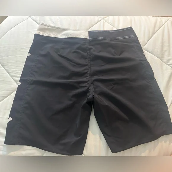 Volcom Black and White Board Shorts - Picture 3 of 3